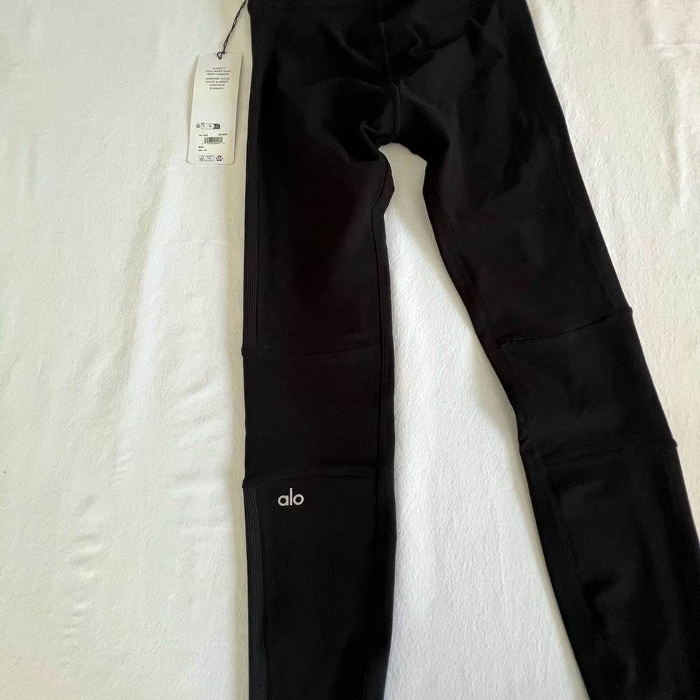 ALO Yoga Alosoft High-Waist Head Start Legging - Picture 9 of 11